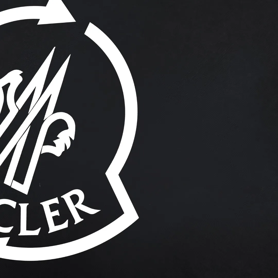 P80💰《Moncler~ 》 2026New Arrival Quality T ， , Versatile Quality ！ ‼ 32 250G ‼ ， ， ， ， T 🤪 Sizes：S-M-L-XL-2XL ：Black，White， Same Style